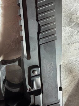 samonabijacie pistole - 2