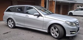 Predám Mercedes Benz w204 AMG optik - 2