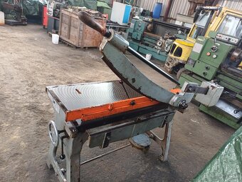 Tabulové nůžky NTP 1000/2,5 - 2