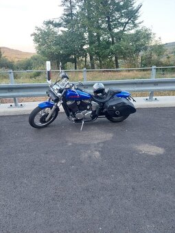 Honda VT 750 Black Widow - 2