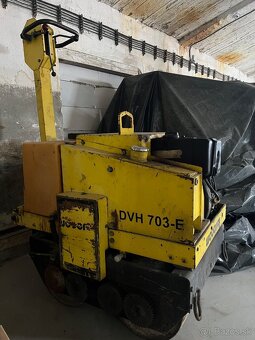 Vibračný valec WEBER DVH 703 - 2