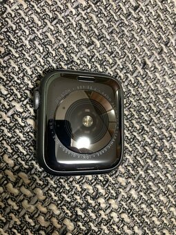 Apple watch series 4 44mm GPS - 2