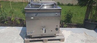 Varny kotol 200 L. Plynový. - 2