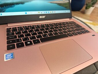 Acer Swift kovový - 2