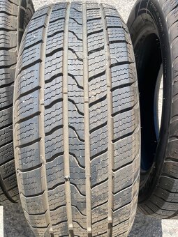 Windforce 215/60r17 celoročné - 2