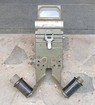 Tankový periskop - 2