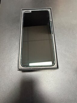 Samsung Galaxy S22 - 2