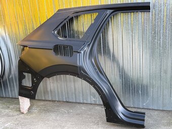 VW TOUAREG 3 CR7 2018-23 zadny blatnik pravy lavy 760809844A - 2