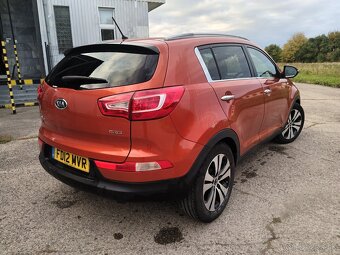 Kia Sportage..3 ..2.0 CRDI .4X4 100KW - 2