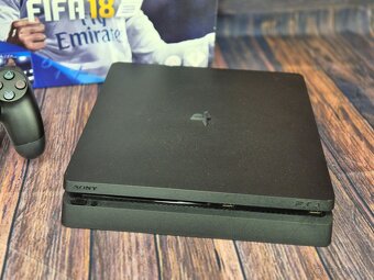 Sony Playstation 4 Slim 500GB 1 ovládač, 1 náhodná hra - 2