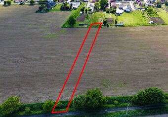 Vráble - 1421 m2 STAVEBNÝ pozemok - 2