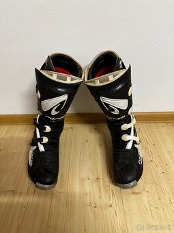 Kĺbové profi boty č.44 - 2