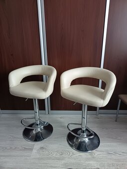 Predám 4 stoličky a 2 barove - 2