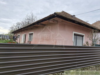 Chalupa na konci Tekovských Lužian - 2