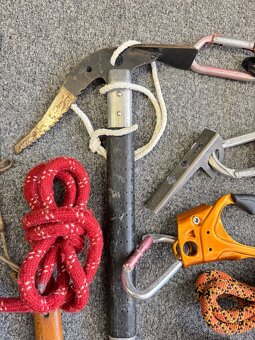 Predám horolezecké doplnky - 2