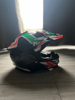 Prilba na motorku/štvorkolku - 2