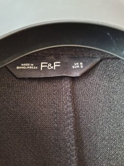 F&F novy cierny damsky kabat, - 2