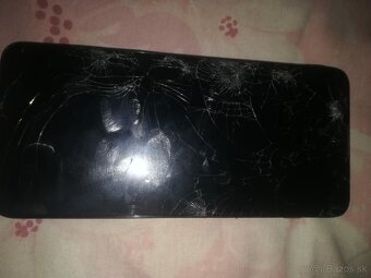 Predám Motorola E40 - 2