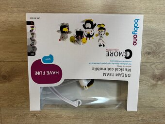 Kolotoč nad postieľku - 2