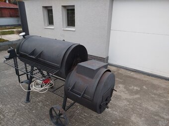 Predám gril na prasa, kurčatá, jahňa. - 2