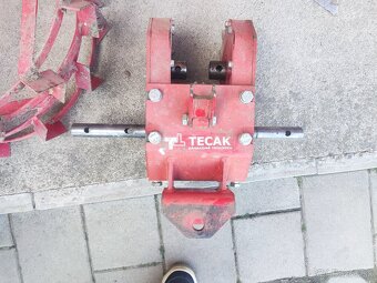 tecak zahradna technika - 2