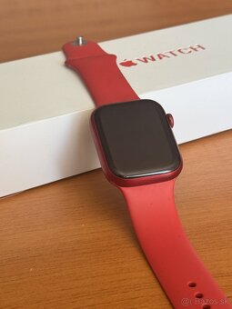 Apple Watch 7 45mm GPS product Red - 2