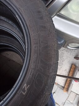 Pneu 235/55 R17 - 2