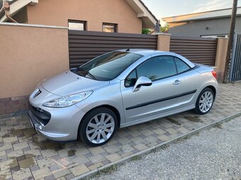 Peugeot 207 cc - 2