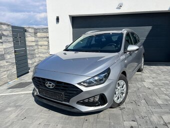 Hyundai i30 Combi 1.5 DPI 80kw r. 2022 - 2