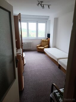 PRIESTRANNÝ 4-IZBOVÝ BYT LODŽIA, ZARIADENÝ, UL. KOMISÁRKY - 2