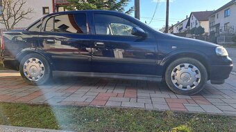 Opel Astra - 2