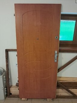 vchodove dvere do bytu 80P, bezpecnostne, protipoziarne - 2