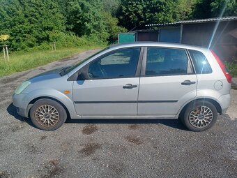 Ford Fiesta - 2