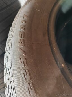 235/65 r17 - 2