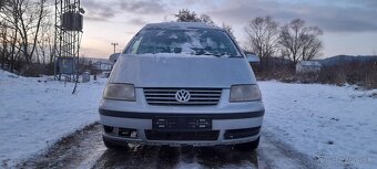 VW sharan 1,9TDI 96kw - roleta- Zadná rampa - 2