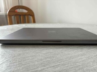 Apple macbook M1 PRO - 2
