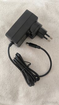 Nabíjačka na elektrickú kolobežku - 2