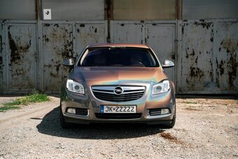 Opel Insignia 2.8 V6 Turbo ECOTEC Cosmo A/T - 2