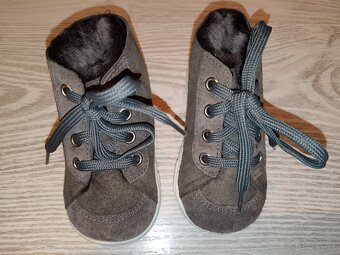 Zimné topánky veľ. 19 - vnútorná dĺžka 12,5cm. - 2