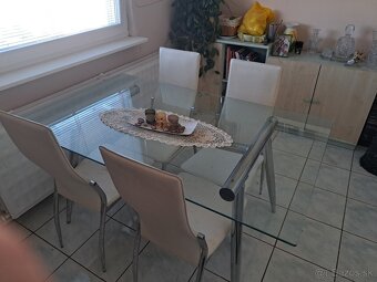 Jedálenský stôl - 2