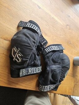 Predam cgranice kolien vel XL - 2