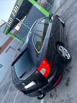 Škoda superb 2.0tdi 125kw - 2