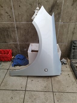 Predám predné blatníky na škoda fabia 2 - 2