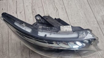 Svetlo MERCEDES V W447 VITO - 2