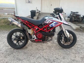 Ducati Hypermotard 1100 - 2