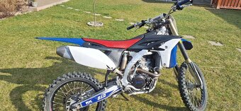 Yamaha YZf250 - 2