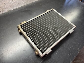 chladič oleja - 2