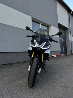 Aprilia tuono v4 1100 - 2
