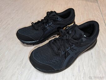 Športová obuv Asics. - 2