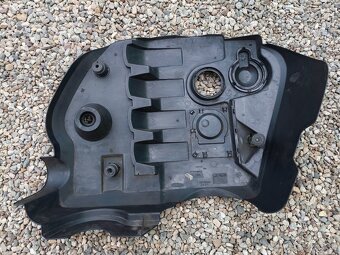 Kryt motora Passat B5.5 1.9tdi - 2